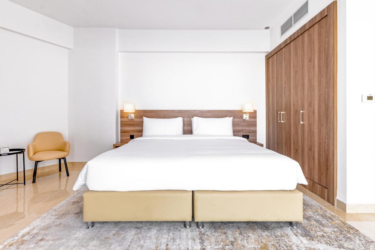 Pyramisa Hotel Apartments Dubaj Kültér fotó