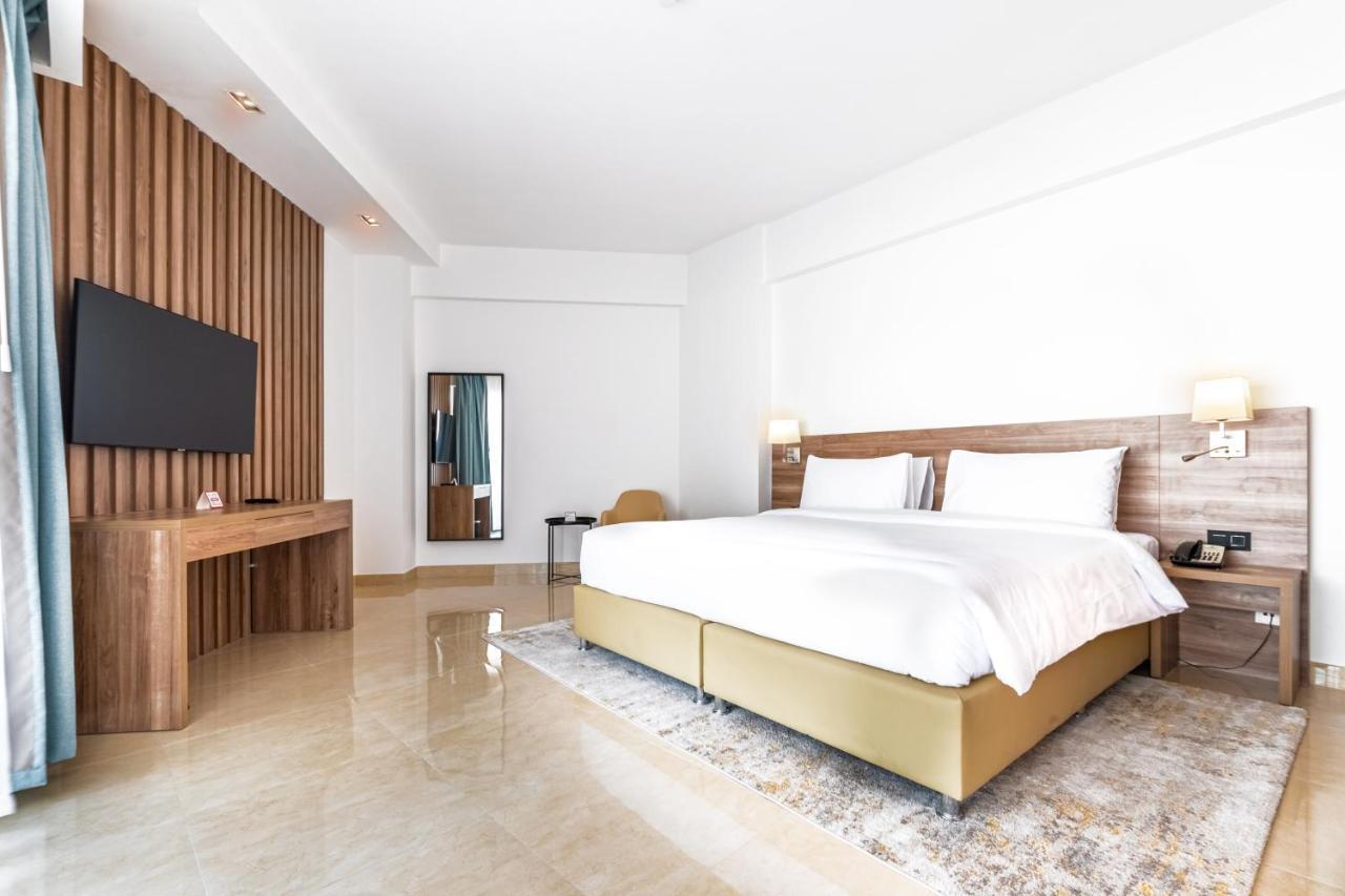 Pyramisa Hotel Apartments Dubaj Kültér fotó
